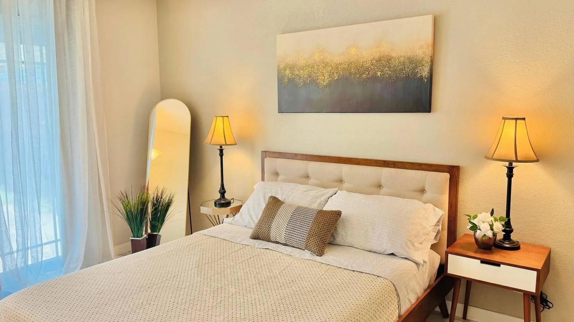 Warmnest Living - Central 2Br Home 10 Mins To Strip - Long Stay Ready Лас-Вегас США